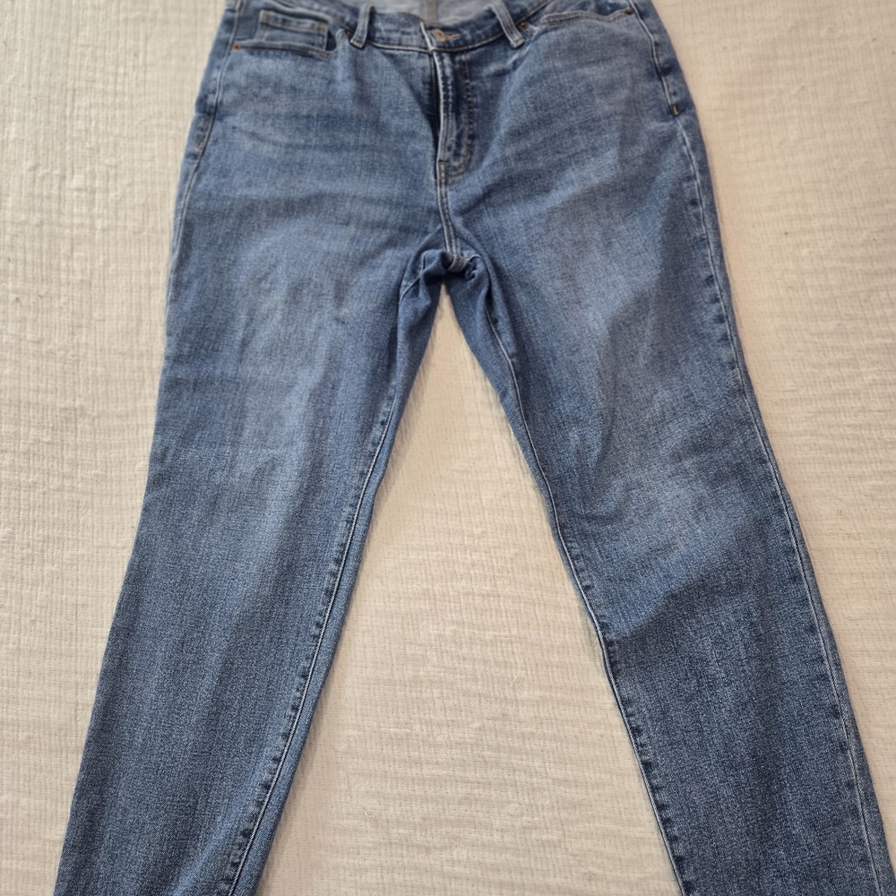Old Navy Women's Light Blue Skinny Jeans